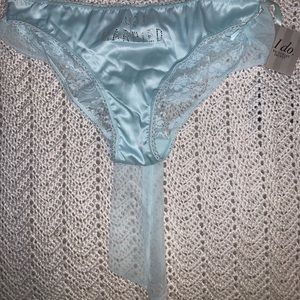 Victoria’s Secret Blue lace panty with veil w/tags